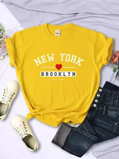 Imagem do New York Brooklyn City Vibes Carta T-Shirt Mulheres Verão Casual Colheita Top Street Cool Tee Shirt Moda O-Neck Sport T Shirts