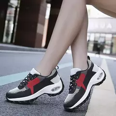 Mulher vulcanize tênis mulher moda altura-aumentando sapatos casuais respirável malha de fundo grosso plataforma feminina tenis sapatos - comprar online