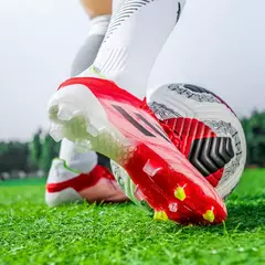 Sapatos de futebol masculinos de alta qualidade, grampos antiderrapantes para crianças, botas de futebol de treinamento TF FG, 35 a 44, 2060 - loja online