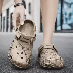 Imagem do Sandálias planas para homens, chinelos masculinos de jardim, sandálias plataforma, tênis masculinos, chinelos ao ar livre, tamancos domésticos, sapatos de verão, 2024