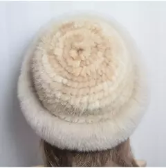 Chapéu de pele de vison genuíno para mulheres gorro de malha natural de luxo chapéu de malha artesanal pele de raposa real moda inverno quente, novo - comprar online