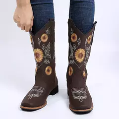 Mulher flor bordado sapatos deslizamento-on botas de equitação senhora salto quadrado meados de bezerro bota feminina inverno fino sapato de pelúcia zapatos de mujer - comprar online