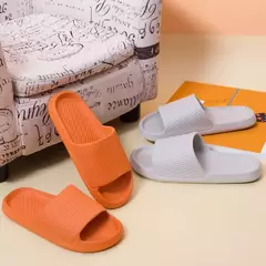 Chinelos macios leves EVA sola para casa para homens e mulheres, chinelo antiderrapante para banheiro, chinelo interno casual, sandália de praia, flip-flops de moda na internet