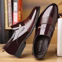 Imagem do Comemore-Mocassins de couro casuais masculinos, sapatos masculinos, formal e social, preto, barato, outono, 2021, 2024