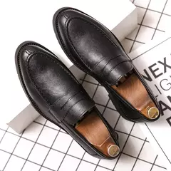 Mocassins de negócios britânicos, sapatos casuais antiderrapantes masculinos, sapatos de couro preto, vestido de noiva marrom, cinza