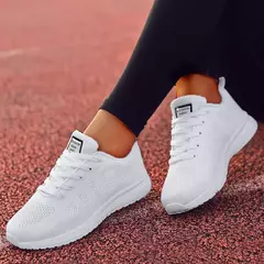 Sapatilhas respiráveis para mulheres, sapatos de caminhada plana, sapatos de malha vulcanizada, calçado feminino com renda, moda feminina, novo, 2022, 2024 - loja online