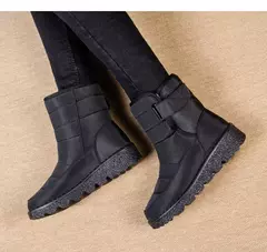 Imagem do Botas de neve impermeáveis antiderrapantes para mulheres, sapatos de plataforma, tornozelo quente, sapatos acolchoados de algodão, inverno