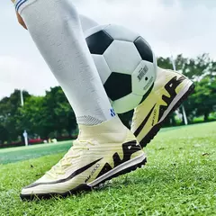 Sapatos de futebol masculino de sola FG, sapatos de gramado ao ar livre, grampos longos especiais, botas esportivas de equipe superior alta, resistência ao desgaste, tamanho 36-45