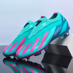 Botas de futebol respiráveis para homens, picos longos, chuteiras de futebol, esporte ao ar livre, treinamento, sapatos de futebol para meninos, jogo antiderrapante, confortável, novo