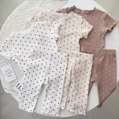 Elegante feminino bebê verão fino chiffon pijama conjunto de 2 peças roupas para casa para crianças bolinhas design ar condicionado roupas na internet