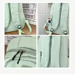 Mochila de grande capacidade para estudante, bolsa simples e versátil para menina, material poliéster unissex, decoração de boneca japonesa - comprar online