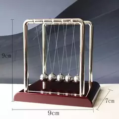 Newton's Cradle Metal Pêndulo, Educacional Física Brinquedo, Square Design, Energia Cinética, Escritório Stress Reliever, Ornamento Equilíbrio Bola na internet