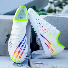 Sapatos de futebol antiderrapante ultraleves para homens, tênis de futebol, chaveiros, alta qualidade, TF, FG, relvado, treinamento - loja online