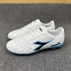 Sapatos de futebol profissional FG Long Nail Low Top, tênis antiderrapante para homens, resistente ao desgaste, relva artificial, frisbee - Wolf Magazine