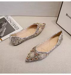 Mocassins lisos de strass de dedo apontado, sapatilhas femininas clássicas, sapatilhas femininas, sapatos de barco macio, rebites, novo, outono, 2022 - Wolf Magazine