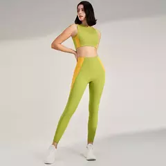 Roupas coloridas de secagem rápida para mulheres, roupa de treino de ginástica, camiseta recolhida, calças apertadas para levantar o quadril - comprar online