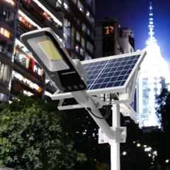 Imagen de Luminaria reflector Solar tipo calle 100W