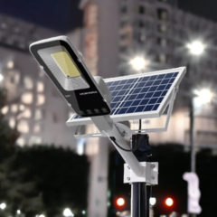 Luminaria reflector Solar tipo calle 150W