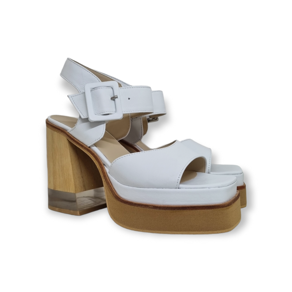 MELODI SANDALIA CON PUNTA CUADRADA TACO ACRILICO SVH401