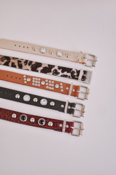 PULSERA SIMPLE MIX TACHAS - tienda online