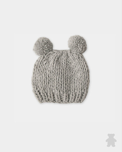 3937019 GORRO POMPONES