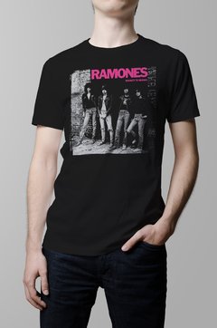 RAMONES "ROCKET TO RUSSIA"