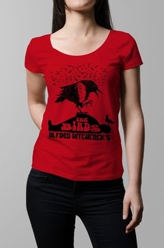 Remera Hitchcocks Los Pajaros pelicula roja mujer