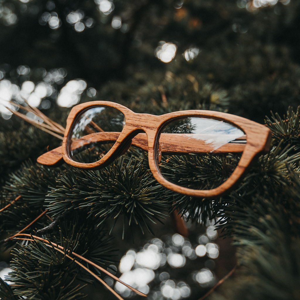 Lentes con armazon de madera hotsell