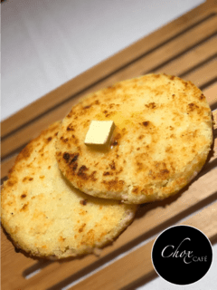 Arepas con queso Mozzarella y queso Costeño
