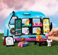 Klutz Mini Clay World Pet Adoption Truck Craft Kit - comprar online