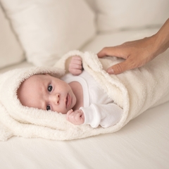 Osito Newborn de Micropiel lisa natural