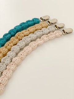Portachupetes Cintas de Crochet - comprar online