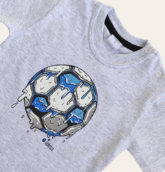 Remera pelota gris - comprar online