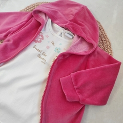 Campera plush chicle - comprar online