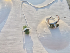 Colar Nia quartzo-verde - MIMPPY - Jóias em Prata e Semijóias | Acessórios Femininos com Cristal e Pedras Naturais
