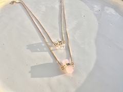 Escapulário Nya quartzo-rosa ouro - comprar online