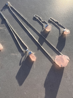 Colar Fine quartzo-rosa - MIMPPY - Jóias em Prata e Semijóias | Acessórios Femininos com Cristal e Pedras Naturais