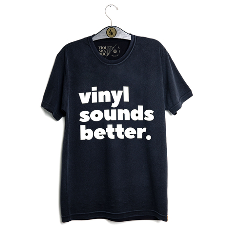 Camiseta VSR Vinyl Sounds Better Preto Vintage