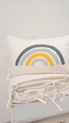 ALMOHADON ARCO IRIS { combinación con arco mostaza } - comprar online