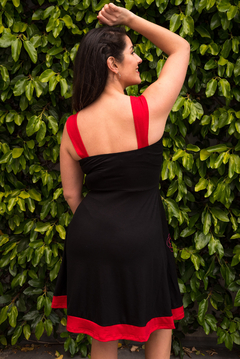 Vestido Frida Negro y rojo en internet