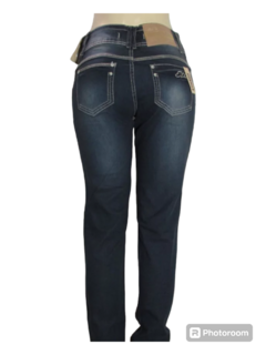 Calça Feminina Jeans Cigarrete Ly Feminina Cós Médio Ethnos na internet