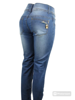 Calça Jeans Feminina Cigarrete Ly Cós Médio Londres Aion na internet