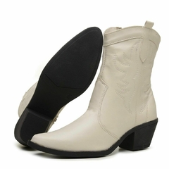 Bota Texana Feminina Off White na internet