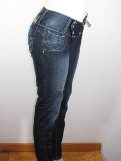 Calça Jeans Feminina Cig LY Cós Baixo Passante Alto - comprar online