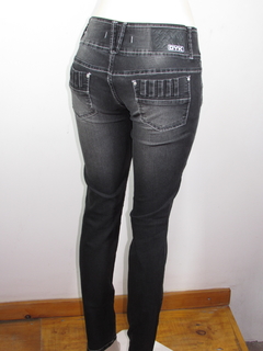 Calça Jeans Feminina Skinny Cós Baixo Conforto Com Passante Alto na internet