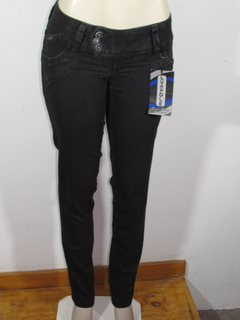 Calça Feminina Jeans Com Lycra Luapole Cós Baixo Com Passante Alto