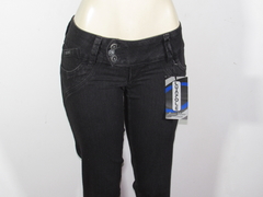 Calça Feminina Jeans Com Lycra Luapole Cós Baixo Com Passante Alto na internet