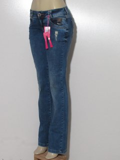 Calça Feminina Jeans Puído Flare Cós Médio Ultimato Lavagem Escura - loja online