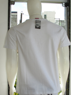 Camiseta Masculina Maresia Espanada Gola Careca Silk Branca 100% Algodão na internet