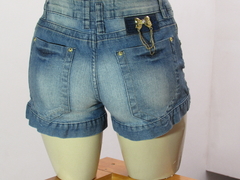 Short Boy Fit Lisboa Feminino Aion Com Bolso Meia Coxa Cós Médio - comprar online